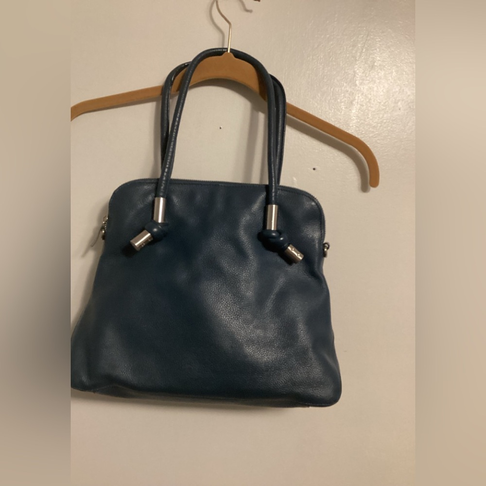 - SORIAL leather bag